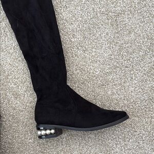 Black Heeled Boots with Pearl Embellished Heel